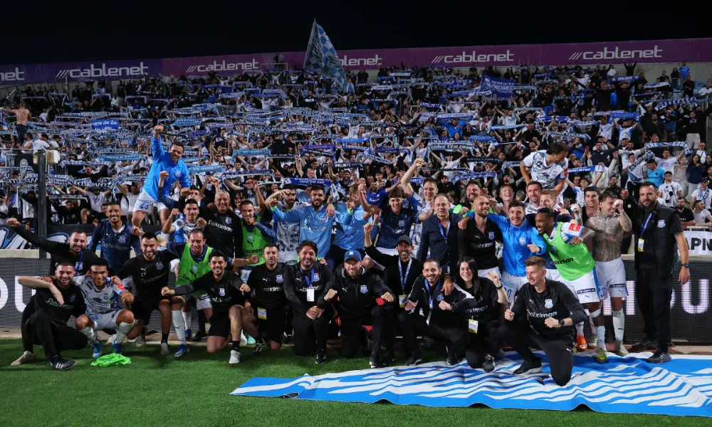 Καρέ καρέ: Το ξέσπασμα χαράς και τα πανηγύρια του Απόλλωνα στο ΓΣΠ