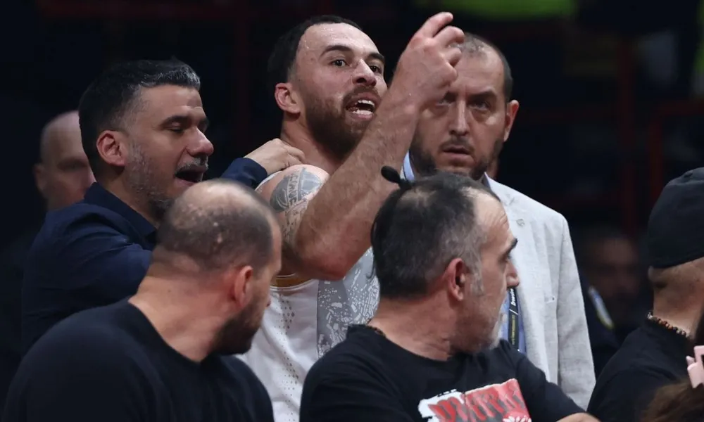 Ολυμπιακός – Μονακό: Το Φύλλο Αγώνα «καίει» τον Μάικ Τζέιμς