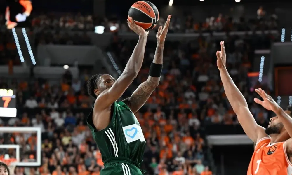 Παναθηναϊκός από άλλο πλανήτη, ξέρανε ξανά τη Βαλένθια με Χέιζ-Ντέιβις και αγγίζει Final 4!