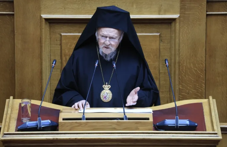 Πατριάρχης Βαρθολομαίος: H ιστορική ομιλία του στη Βουλή των Ελλήνων - «H ειρήνη δεν υπήρξε ποτέ αυτονόητη κατάσταση, αλλά κατάκτηση»