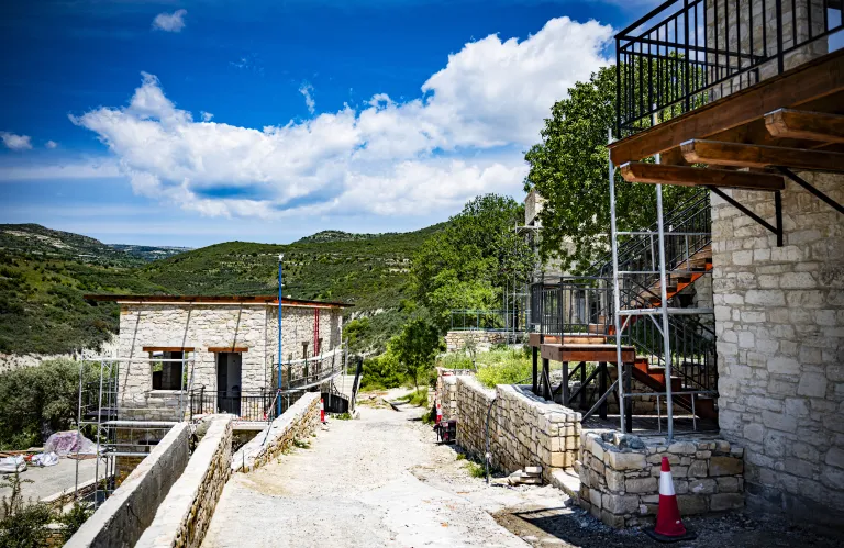 Ο επενδυτής της Τρόζενας και οι μεμψιμοιρίες