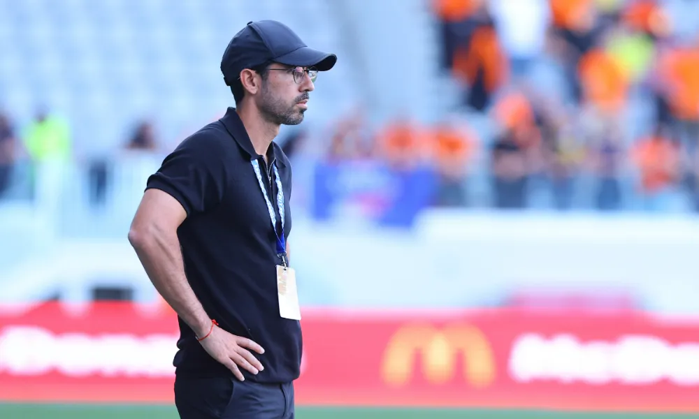 Η λίστα των αμφίβολων και το ερωτηματικό που «καίει»