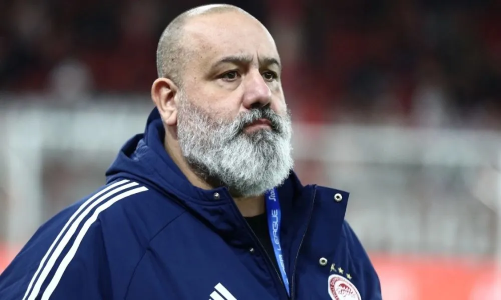 Πικάρισμα Καραπαπά για Final 4 με κατακόκκινο ΟΑΚΑ: «Δεν θα έρθετε;»