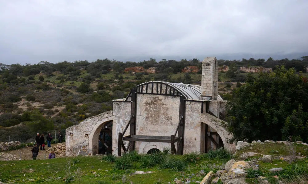 Προκήρυξη εργασιών συντήρησης της Παναγίας της Μελανδρίνας στα κατεχόμενα