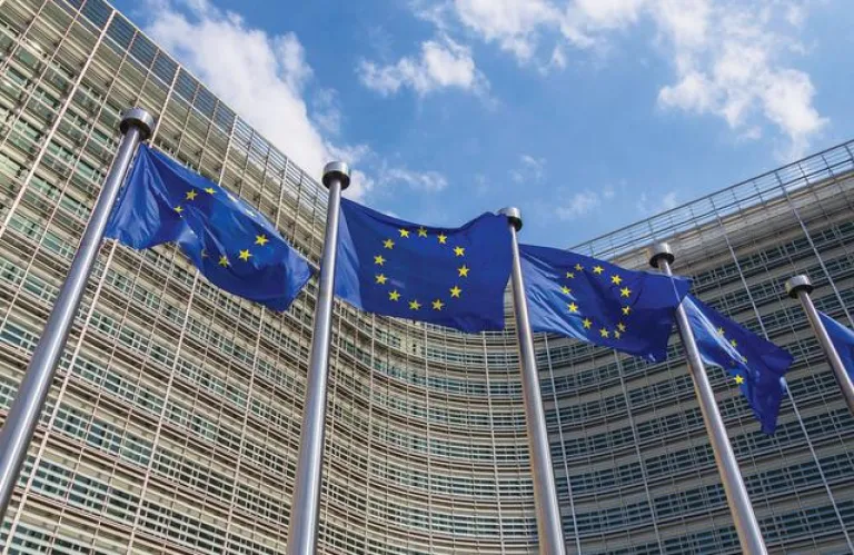 Η ΕΕ δεν είναι μια μεσαία δύναμη, αλλά δυστυχώς δεν είναι ούτε μια μεγάλη δύναμη