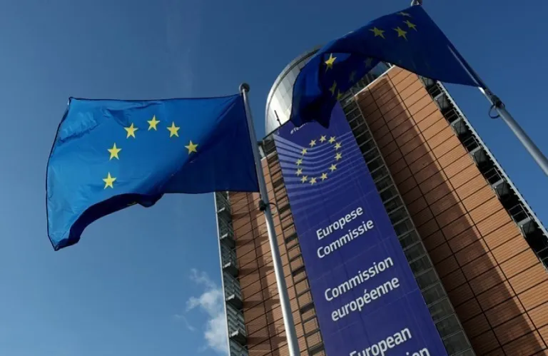 FT: Έκτακτες εξουσίες στις Βρυξέλλες για έλεγχο της εφοδιαστικής αλυσίδας