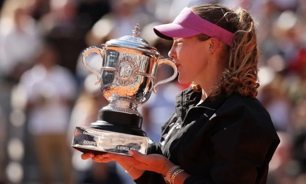 Roland Garros: Η Αντρέεβα «αυτοκράτειρα» στο Παρίσι και πρώτος τίτλος σε Grand Slam!