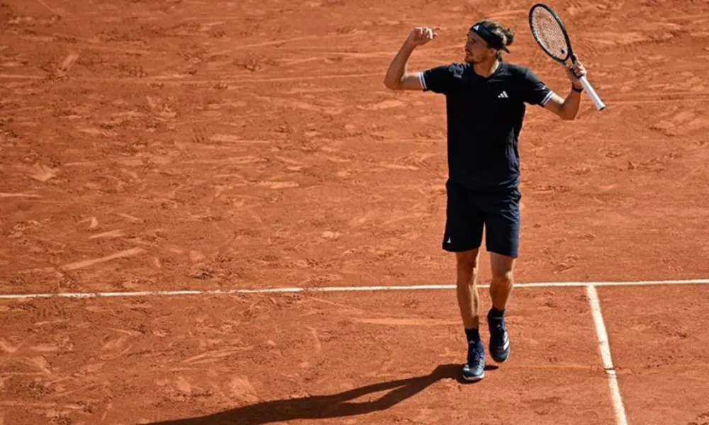 Ο Ζβέρεφ κατέκτησε το πρώτο του Grand Slam μετά το θρίλερ με τον Κομπόλι