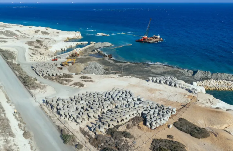 Οργή περιβαλλοντικών οργανώσεων για το λιμάνι στο Πεντάκωμο: