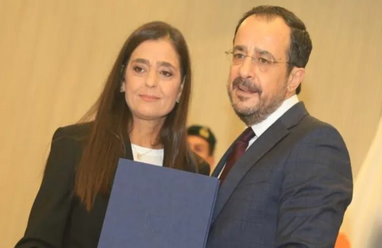 Κυρία υφυπουργέ βγάλτε από το συρτάρι το πόρισμα για τα πέντ