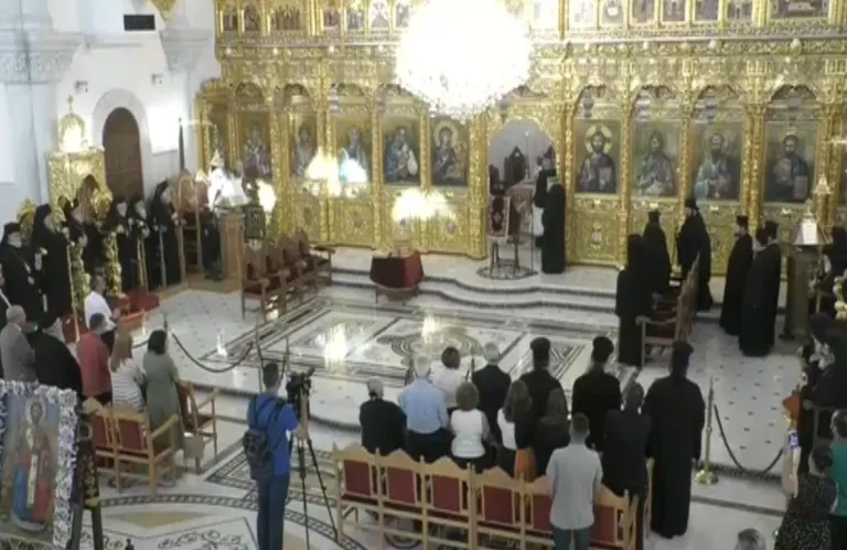 «Άξιος!»: Χειροτονήθηκε ο νέος Μητροπολίτης Πάφου Γρηγόριος 