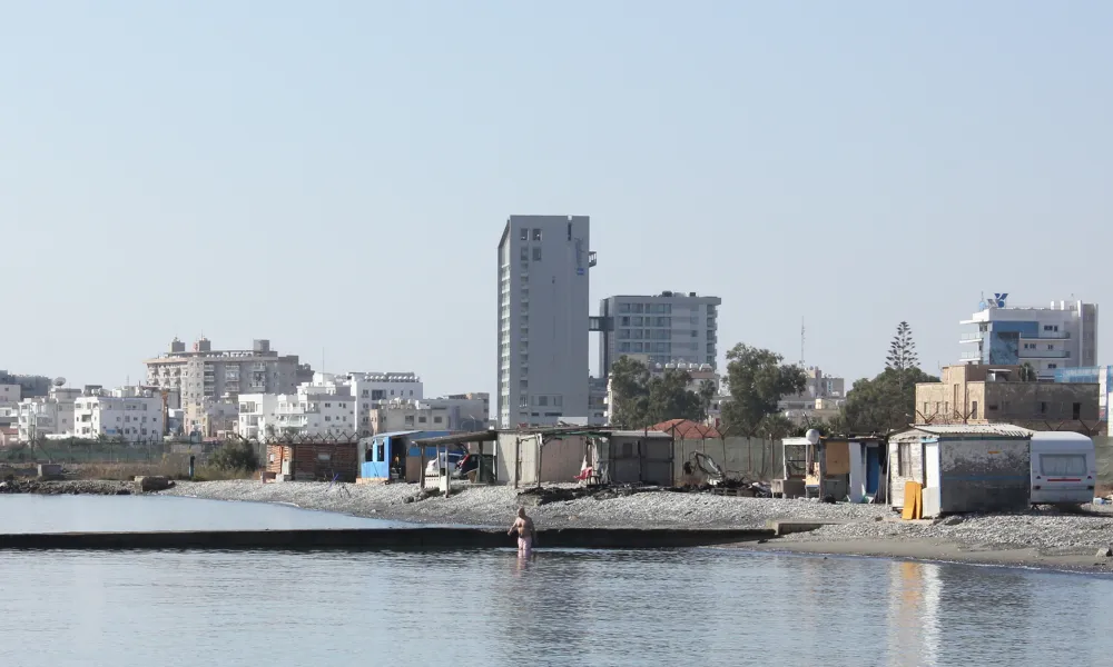 Coastal Urban Futures: Τριήμερη έκθεση και πρόγραμμα παράλληλων δράσεων για το μέλλον της παράκτιας ζώνης της Λάρνακας
