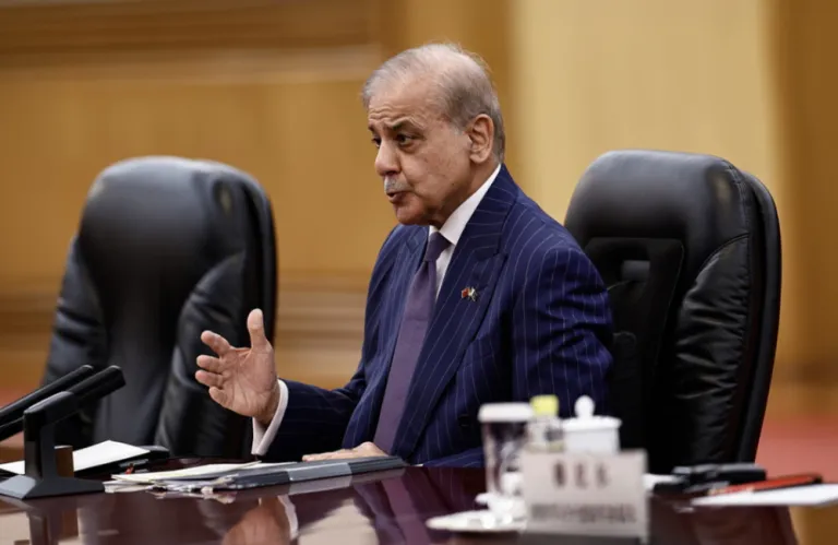ΗΠΑ και Ιράν κατέληξαν στο τελικό κείμενο της ειρηνευτικής συμφωνίας, λέει ο διαμεσολαβητής Πακιστανός πρωθυπουργός