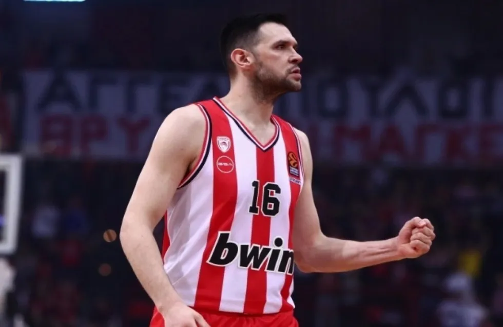Με Παπανικολάου ο Ολυμπιακός στο Game 3 με Μπαρτσελόνα