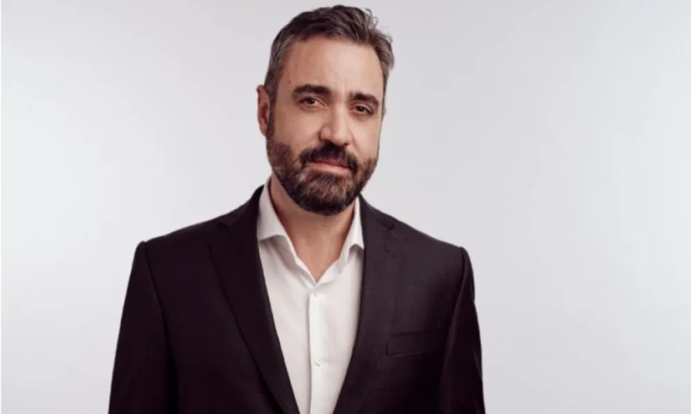 Στο «Wall of Legends» του ΑΠΟΕΛ ο Λιασής