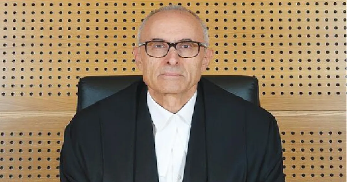 Ουδείς στο απυρόβλητο: Ο πρόεδρος του Ανώτατου Συνταγματικού Δικαστηρίου Αντώνης Ρ. Λιάτσος στον «Π»