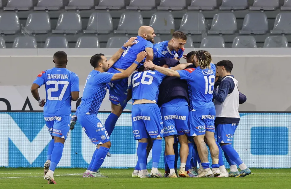 Φτάνει να σκοράρει πρώτος