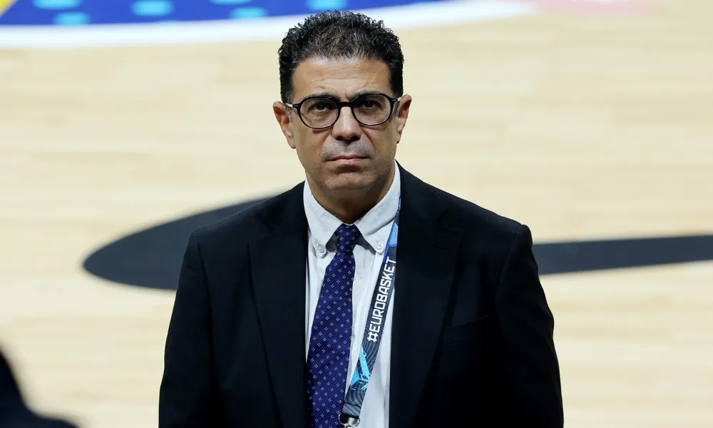 Τέλος εποχής στην ΚΟΚ: Παρέδωσε τη σκυτάλη ο Μουζουρίδης με «σφραγίδα» το EuroBasket!