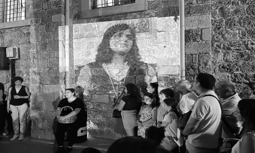 «Δραματουργίες του Τόπου» | Το Λάρνακα 2030 αναζητεί τρεις συγγραφείς για να γράψουν θεατρικά έργα μαζί με τους κατοίκους
