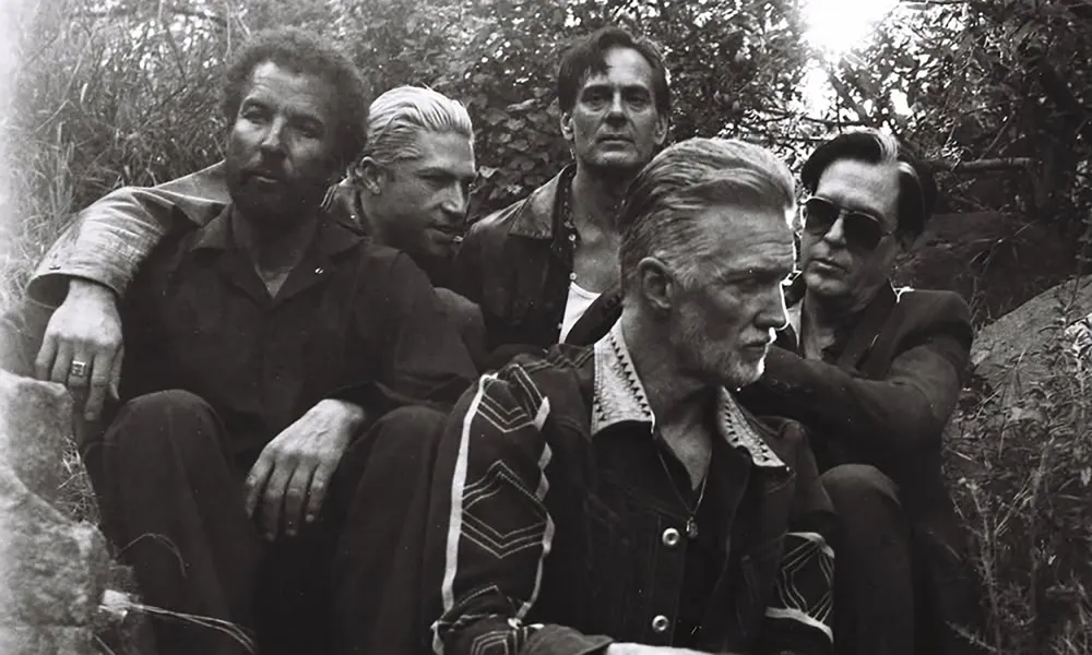 Οι Queens Of The Stone Age δημιούργησαν τηλεφωνική γραμμή παραπόνων