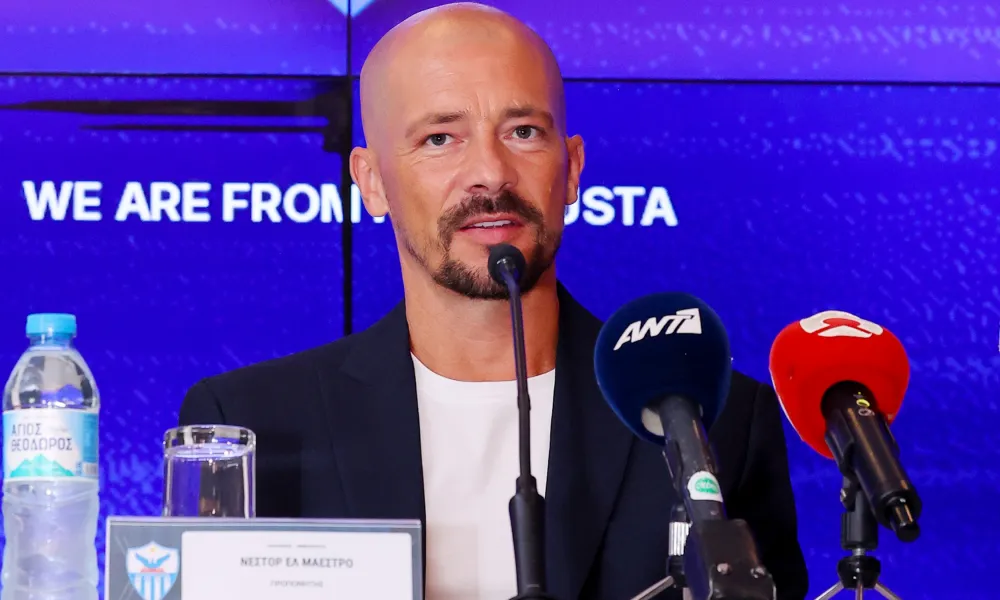 Ελ Μαέστρο: «Γνωρίζω τι εκπροσωπεί αυτή η ομάδα, θέλουμε να παίζουμε ποδόσφαιρο με ενέργεια και πάθος»