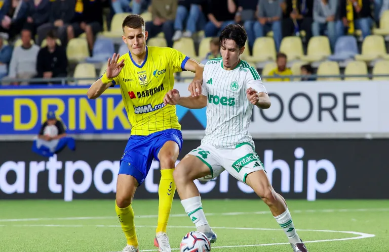 LIVE: Ομόνοια – Σεντ Τρούιντεν 0-0