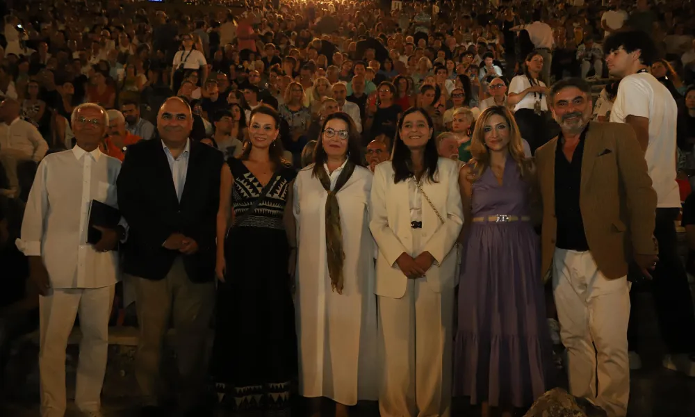 Στην Επίδαυρο η Υφυπουργός Πολιτισμού Κλέα Παπαέλληνα για τον «Ίωνα» του ΘΟΚ