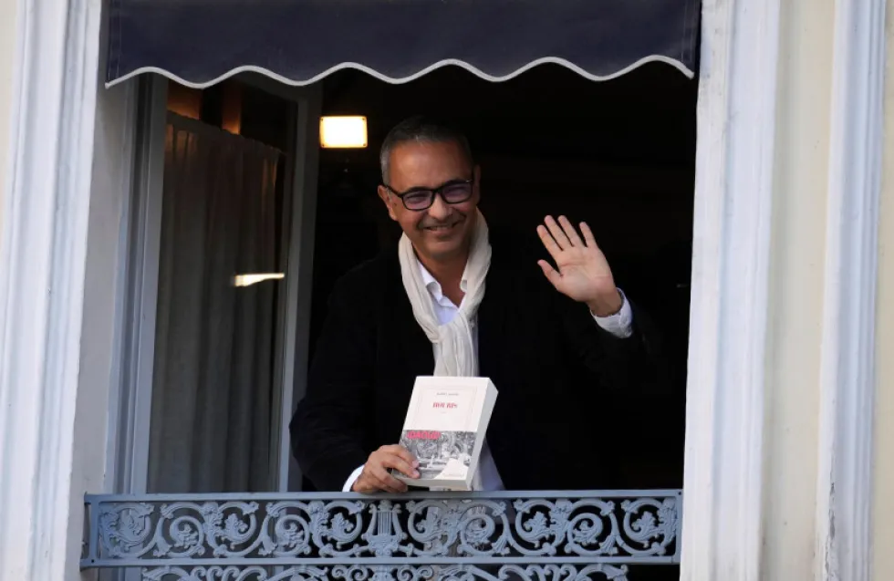 Ο γαλλοαλγερινός συγγραφέας Καμέλ Νταούντ βραβεύθηκε με το λογοτεχνικό βραβείο Goncourt