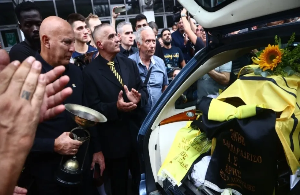 Λύγισε η Θεσσαλονίκη στο «αντίο» του Γιάννη Ιωαννίδη