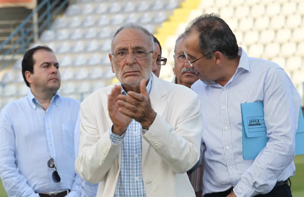 Ανόρθωση: «Στις 18:30 γεμάτο γήπεδο για τον Κίκη Κωνσταντίνου»