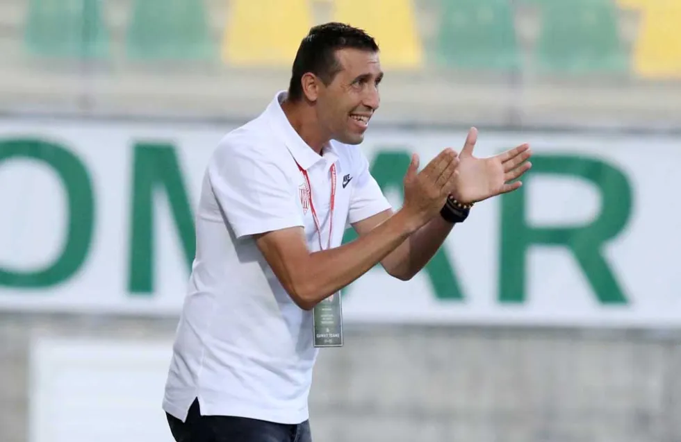 «Συνεχίζουμε ταπεινά…»