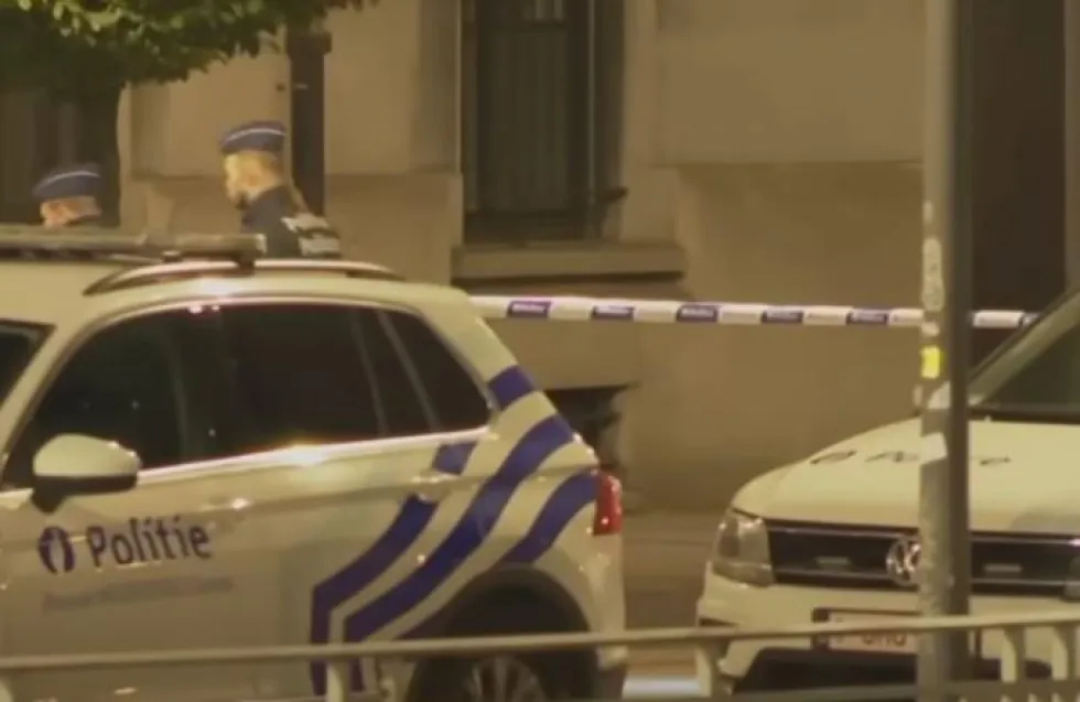 Σε κατάσταση συναγερμού το Βέλγιο με κλειστά κτήρια και τηλεργασία
