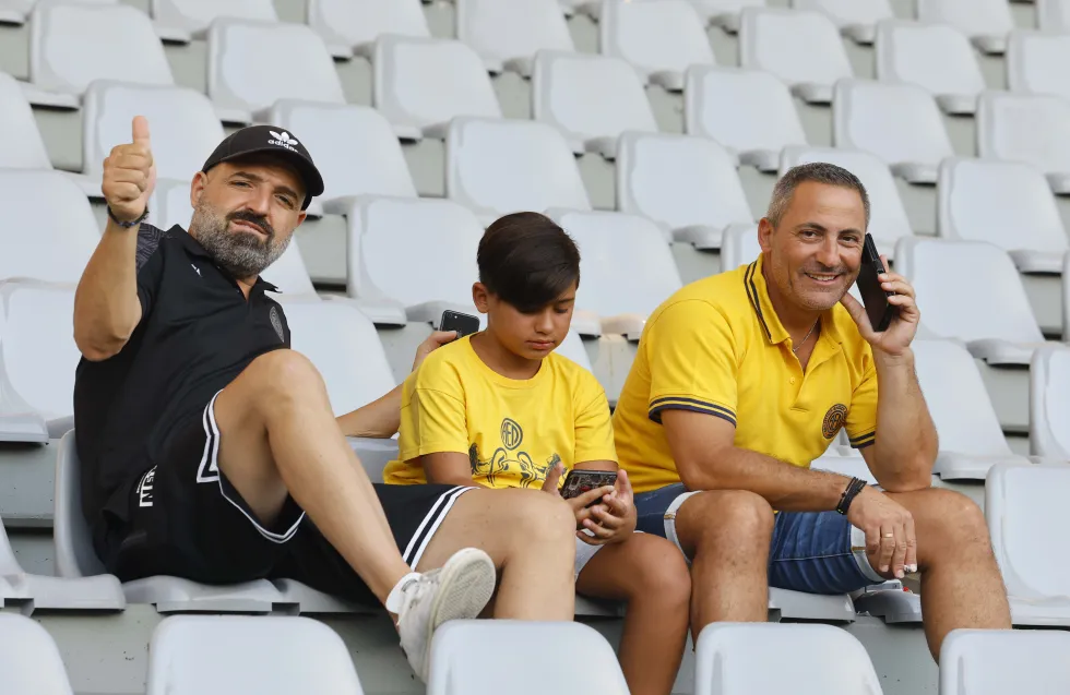 103 ΑΕΛίστες στα VIP