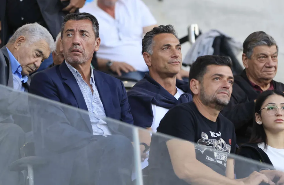 Όλα ανοιχτά για το φινάλε