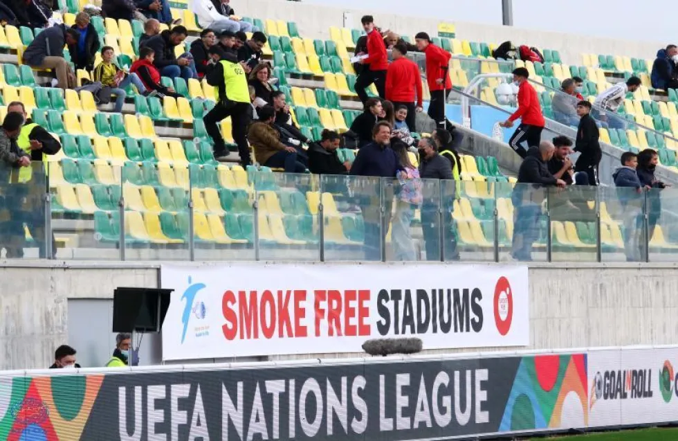 Κύπρος-Σκωτία: Δωρεάν εισιτήρια για μη καπνιστές