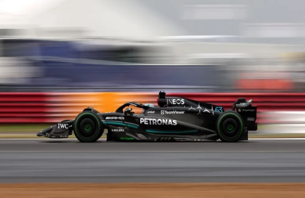 FP1: Ταχύτερος ο Ράσελ σε βρεγμένη πίστα