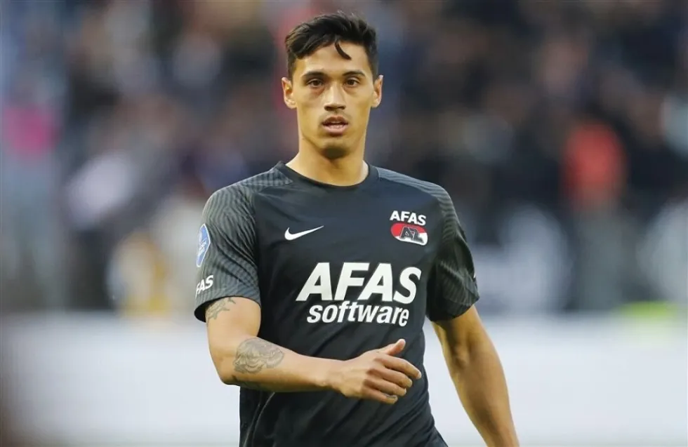 Ντύνεται στα χρώματα της Μίλαν ο Ράιντερς