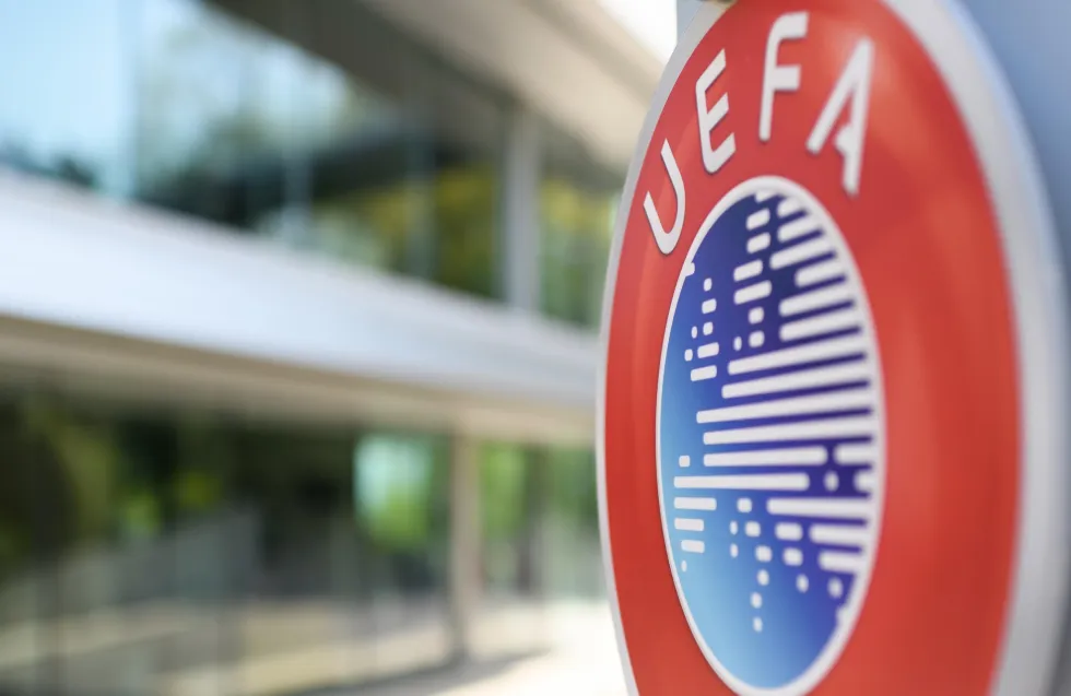Πρόστιμο 100.000 ευρώ σε ΑΠΟΕΛ από UEFA
