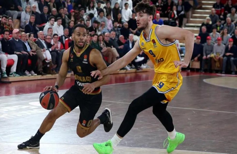 Τζάμπολ με δύο αγώνες στα playoffs της Euroleague