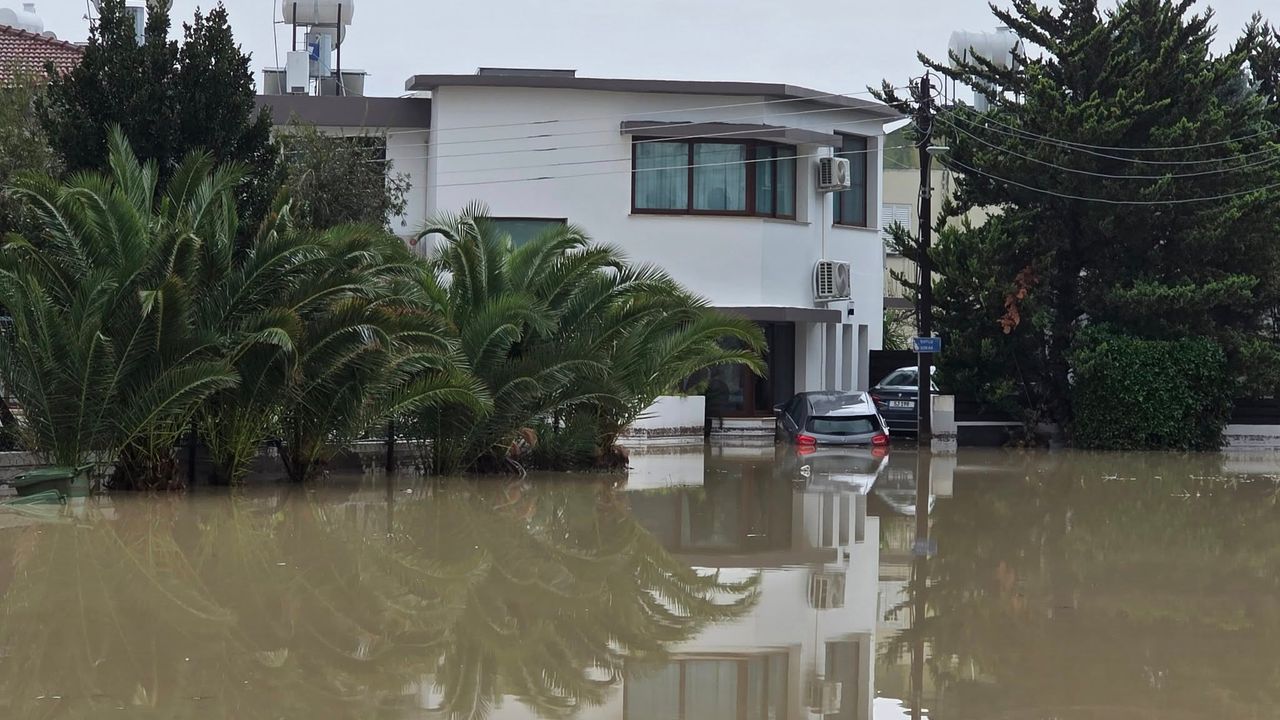 Gönyeli Barajı ve Kanlıköy göleti ile bazı dereler taştı - Kıbrıs Manşet - Kıbrıs Haber, KKTC Son Dakika, KIBRIS Gündem, Kıbrıs Gazetesi, Haber KKTC