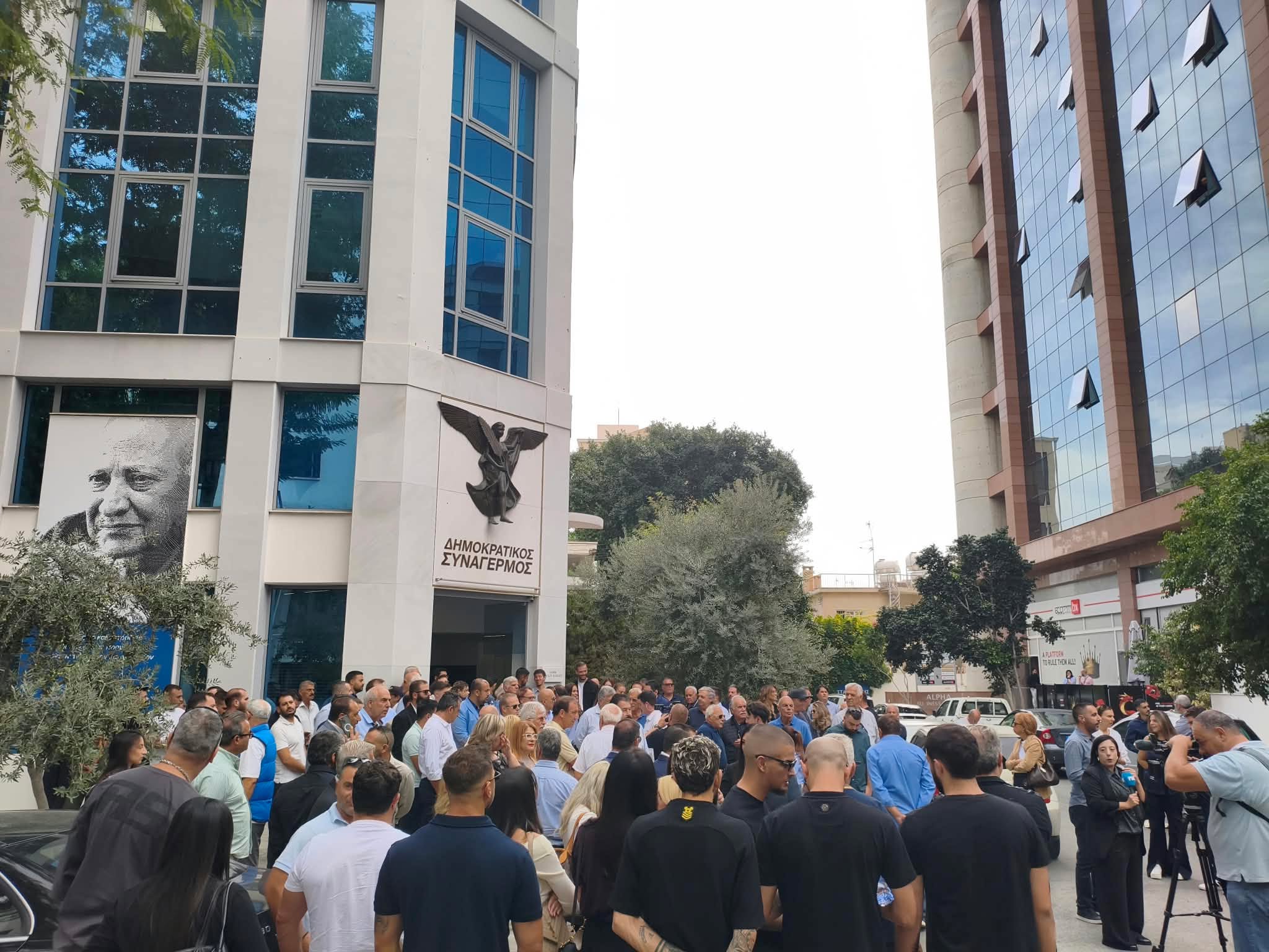 Δεν υπάρχει διαθέσιμη περιγραφή.